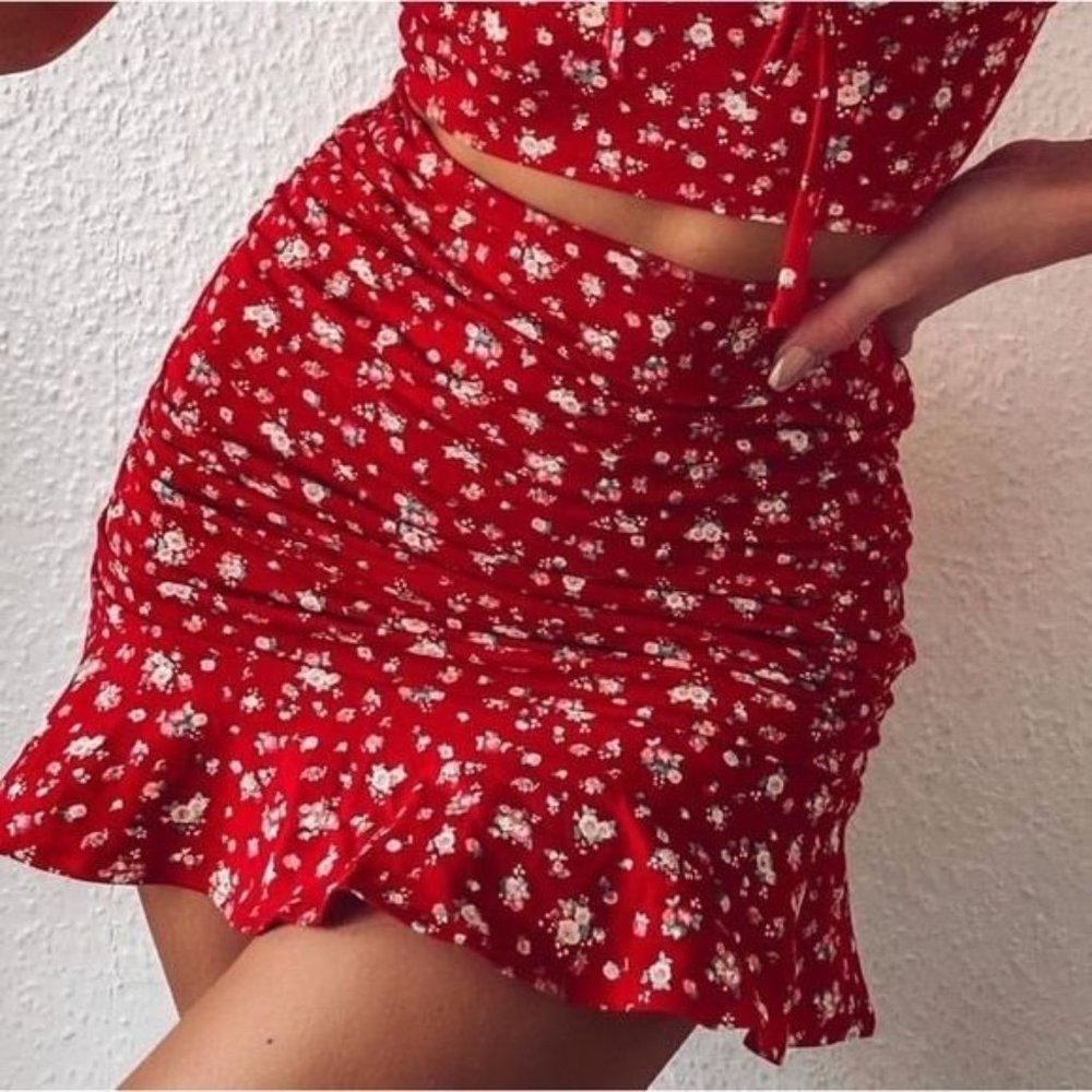 TIGER MIST Floral Print Bells Mini Skirt Size Medium